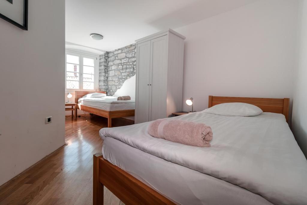 Artemus Music Apartmán *